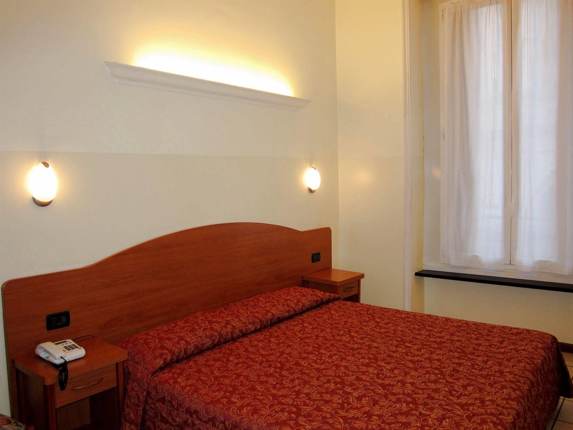 Soana City Rooms Génova Exterior foto