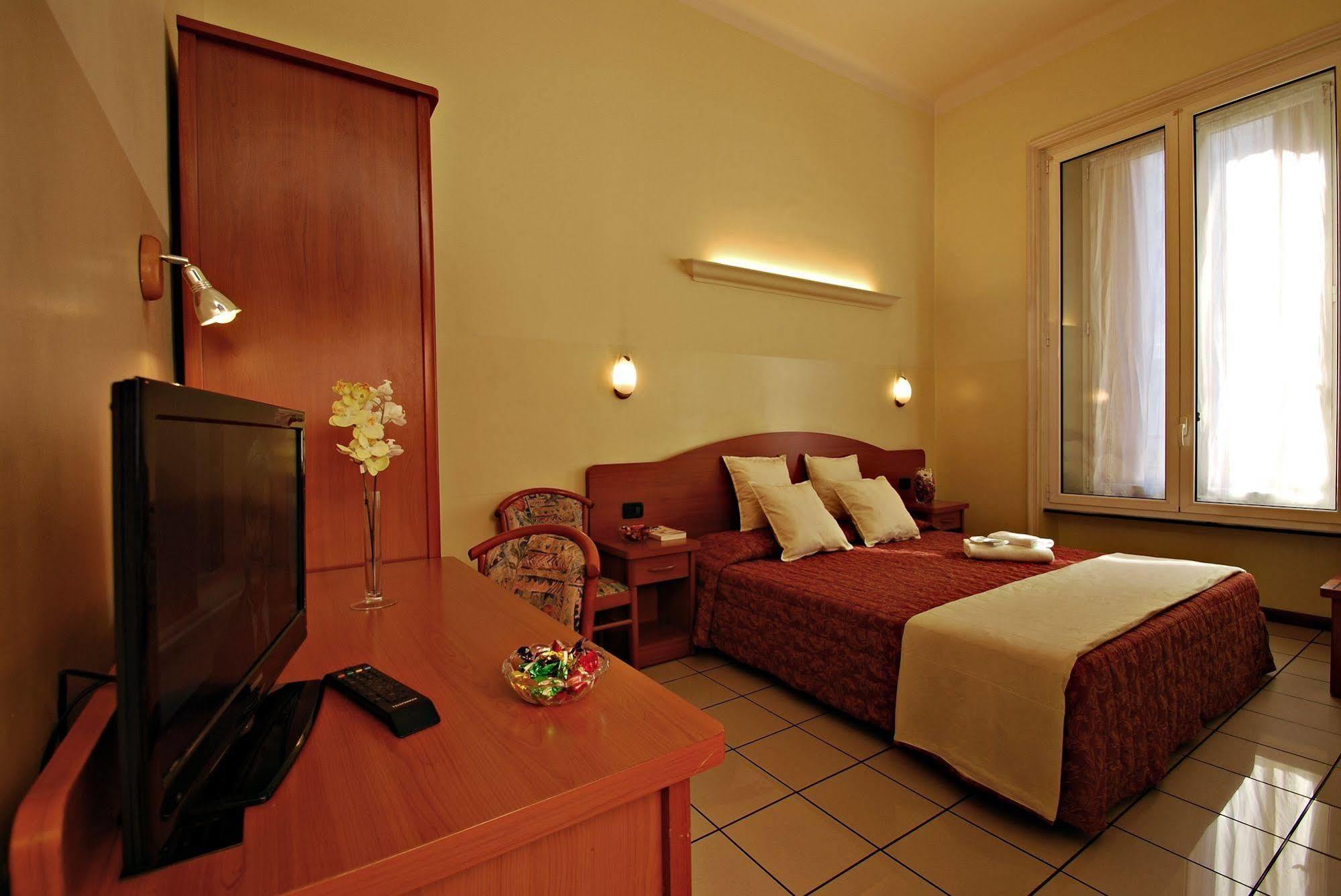 Soana City Rooms Génova Exterior foto
