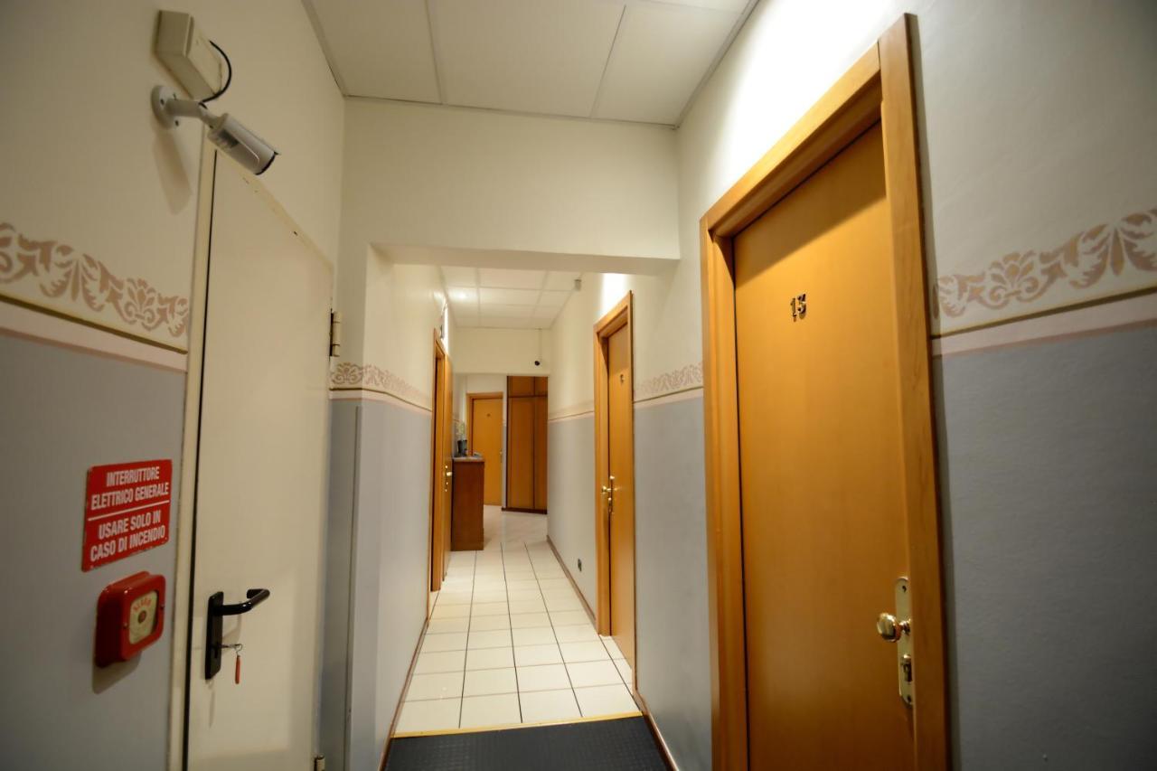 Soana City Rooms Génova Exterior foto